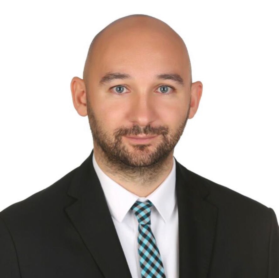 Dr. Engin Deniz
